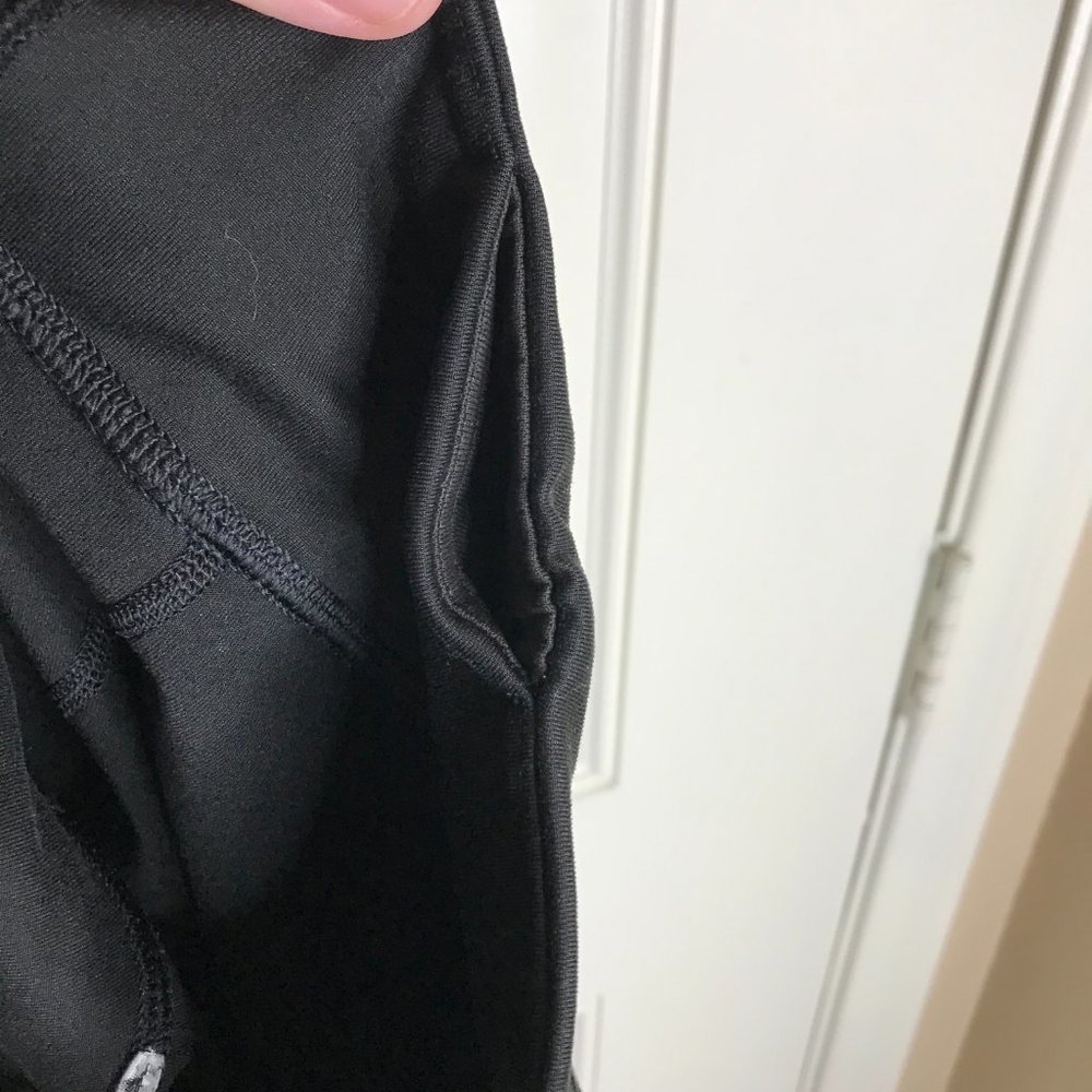 Patagonia Women's Leggings Pants Black ~ Size S - Picture 6 of 6